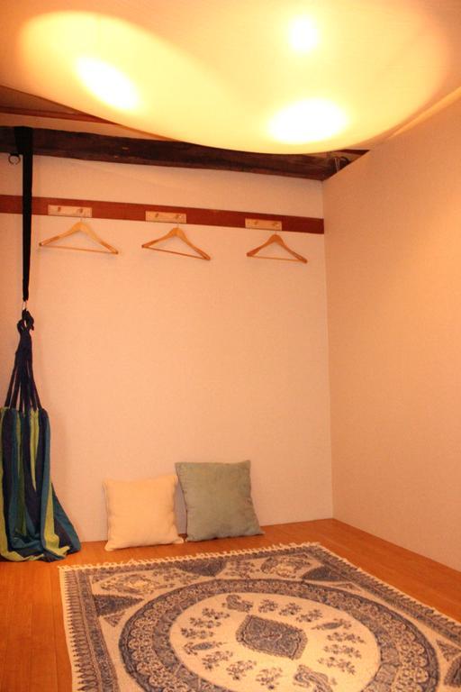 Guest House Holoholo Ishigakijima Ishigaki  Exteriör bild